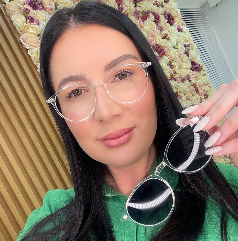 files/1004235_oculos-de-grau-femininoi-kessy-267-transparente_m3_638235748497567770.jpg