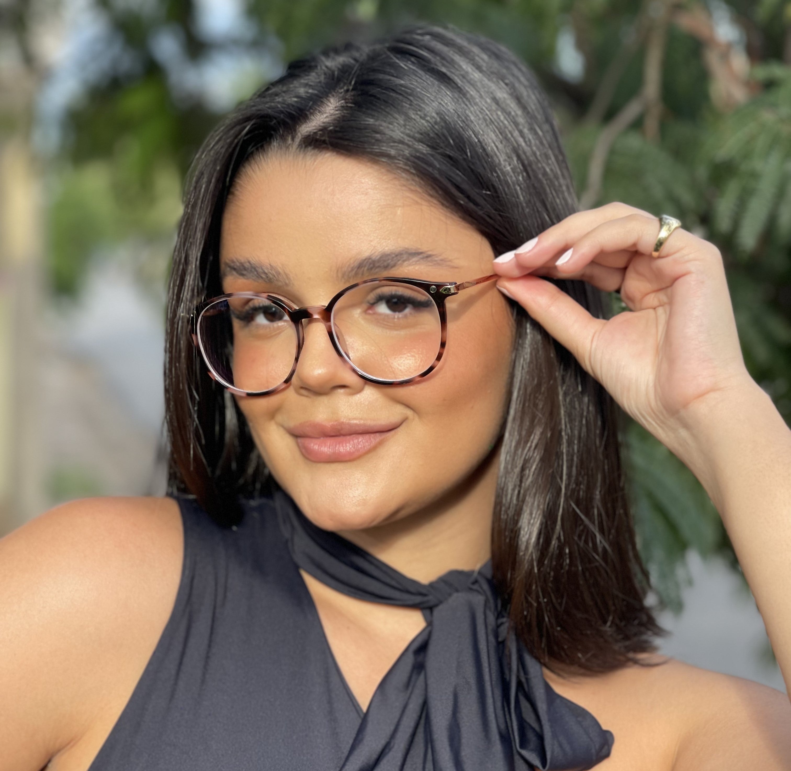 files/oculos-de-grau-kessy-940_demi_rosto.jpg