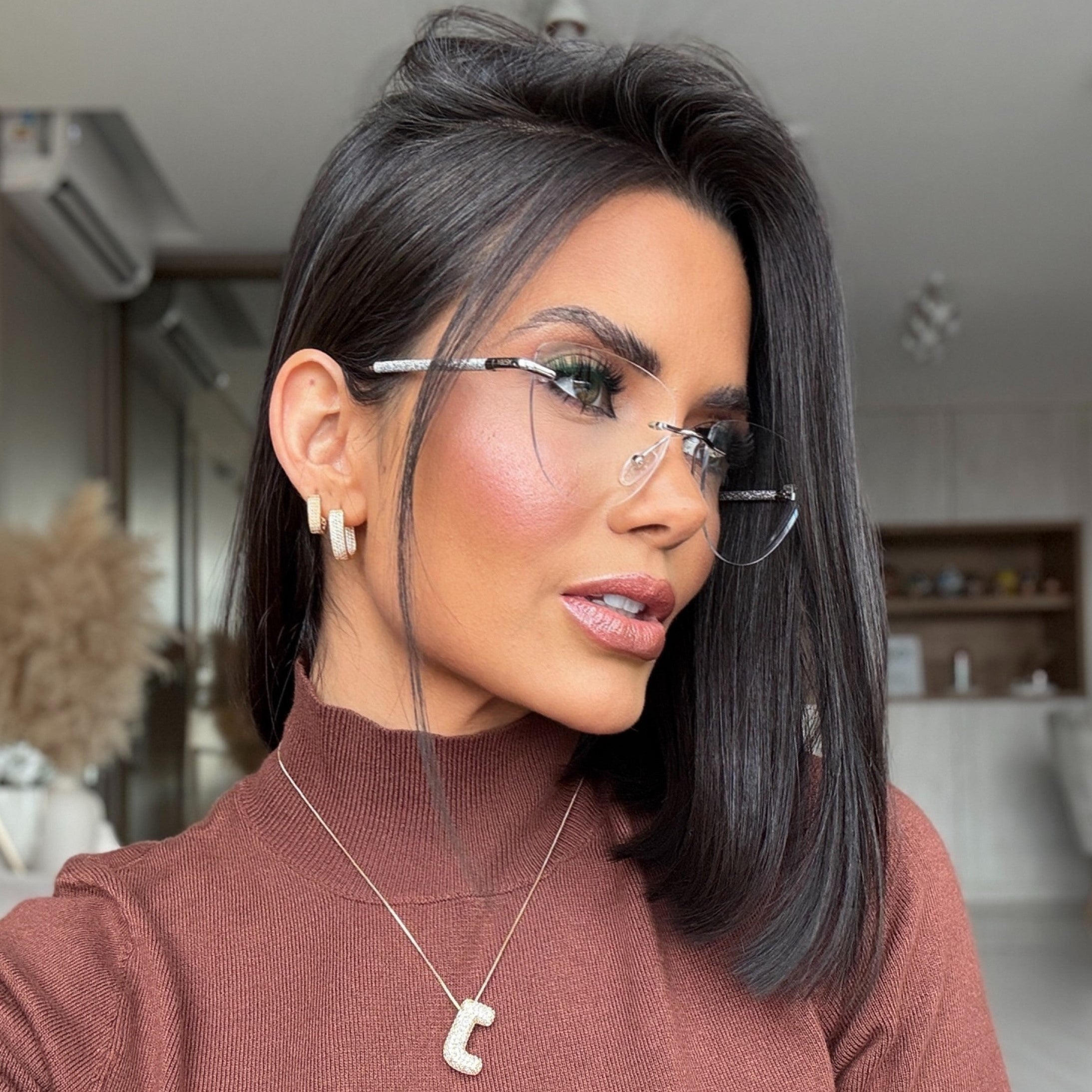 files/oculos_De_grau_kessy_479_prata_a3efcbeb-2b37-4222-b29d-804c918cb4f2.jpg