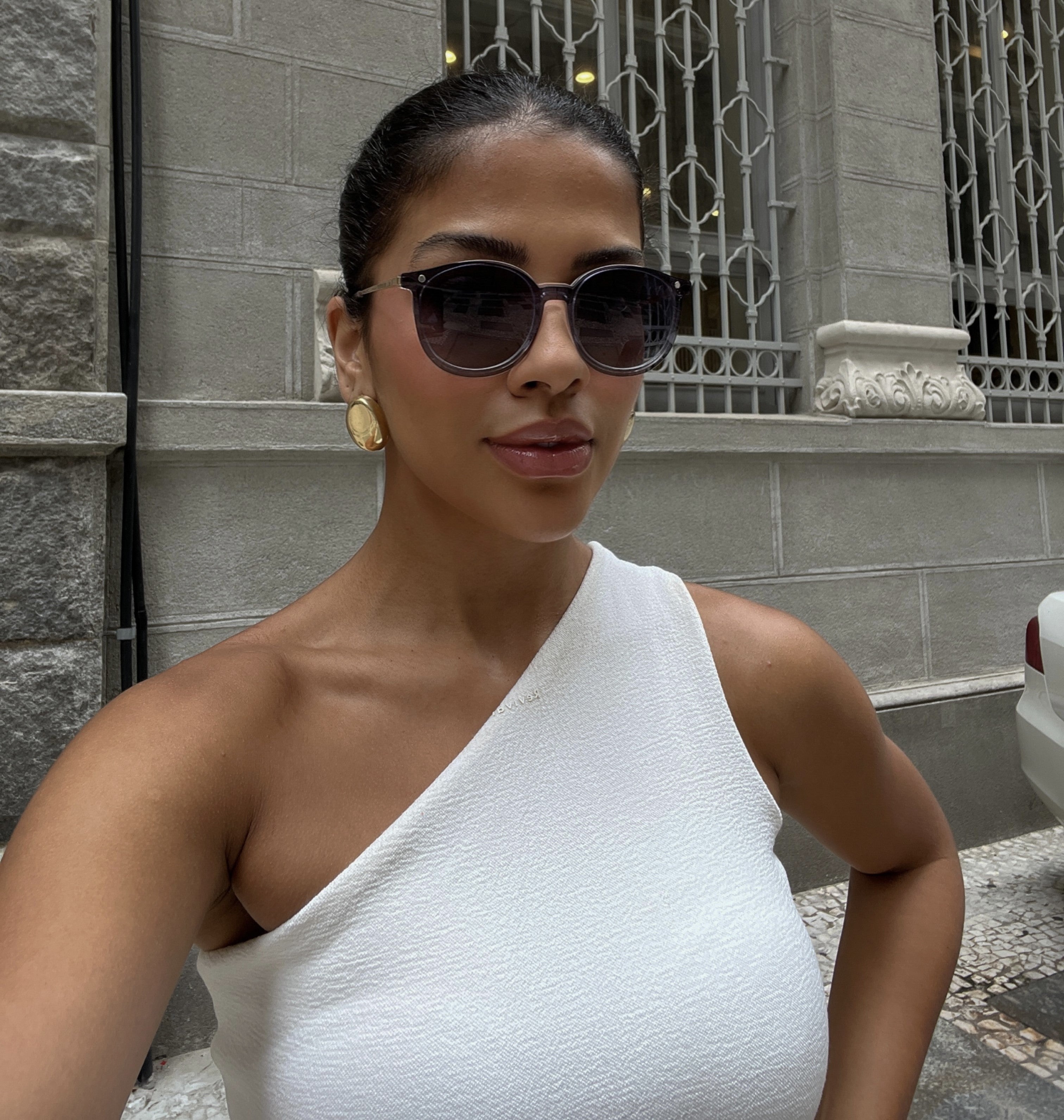 files/oculos_de-Grau_kessy_940_transparente_clipon_solar_rosto.jpg