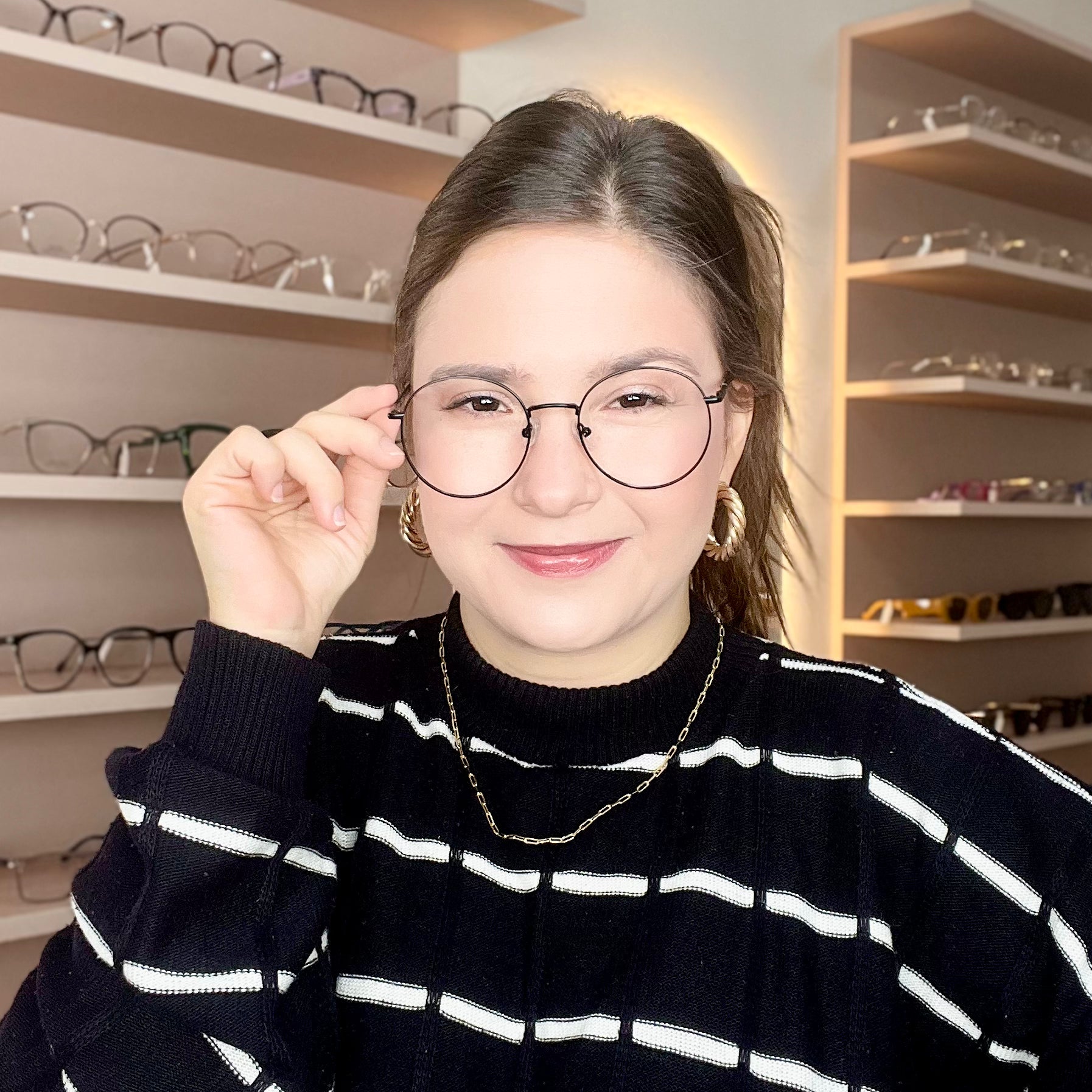 files/oculos_de_grau_kessy_154_preto.heic
