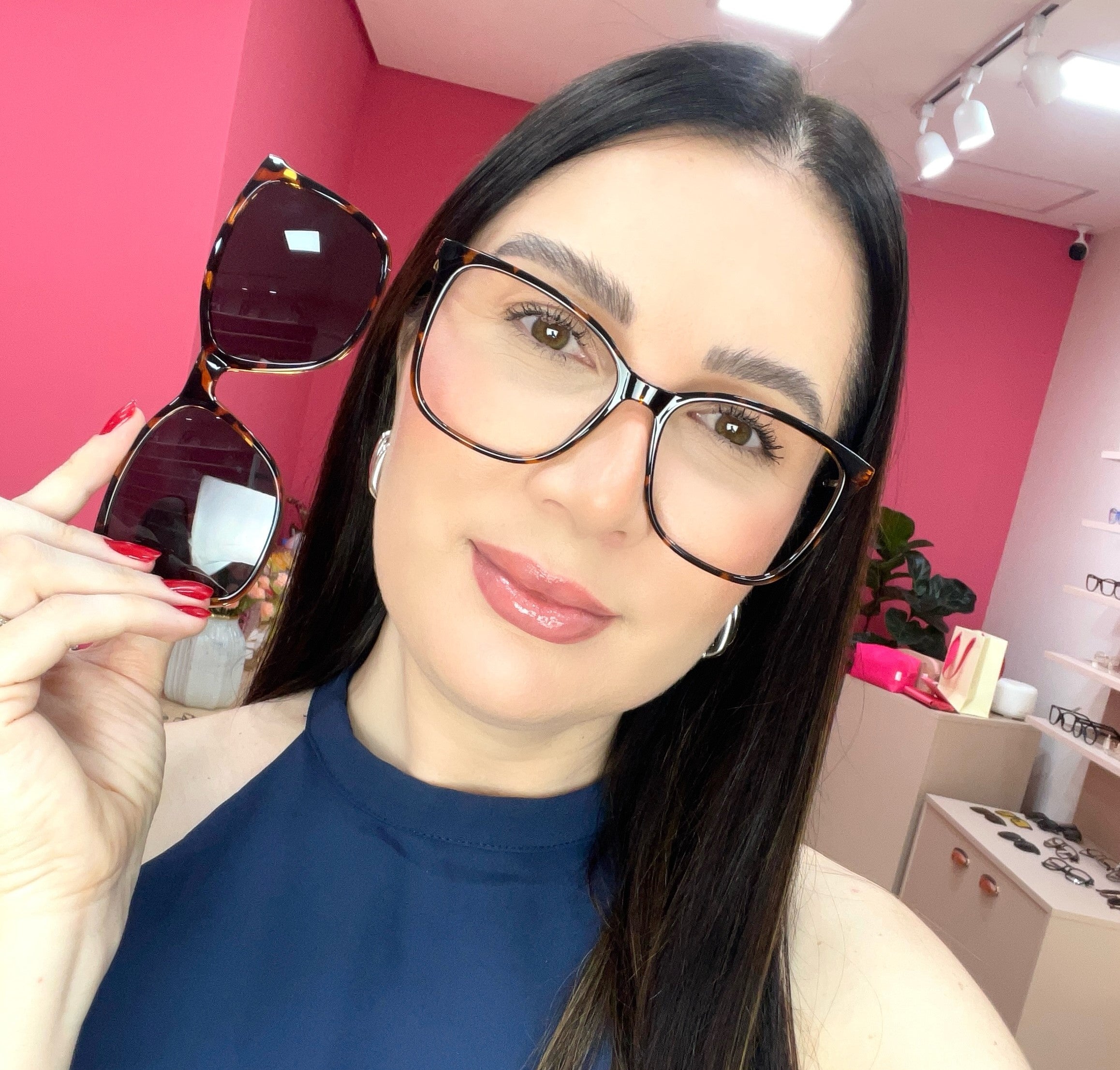 files/oculos_de_grau_kessy_294_demi_rosto.jpg