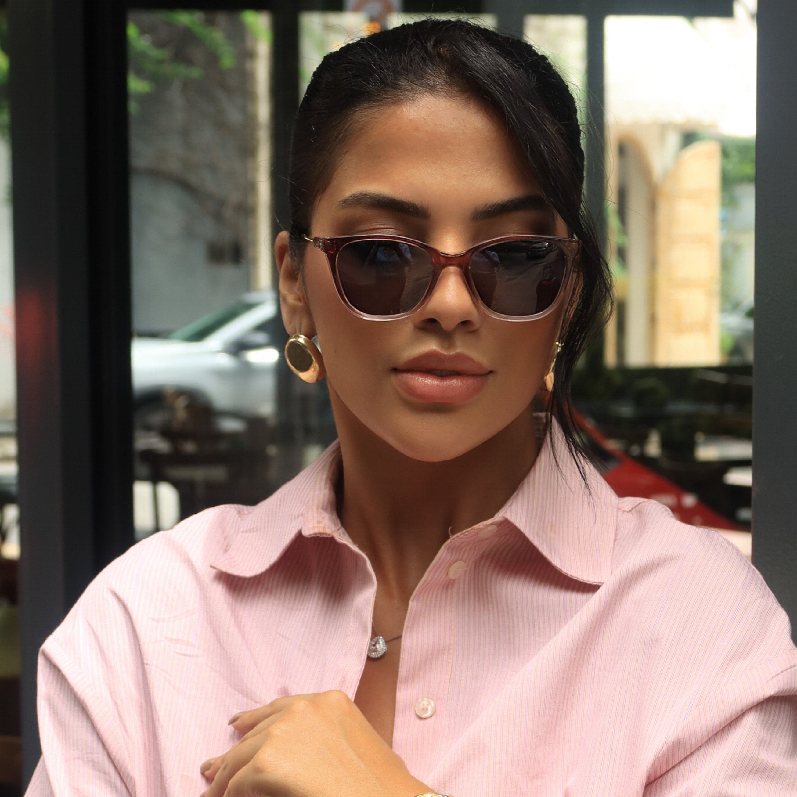 files/oculos_de_grau_kessy_333_rose_rosto_clip_solar_rosto.jpg