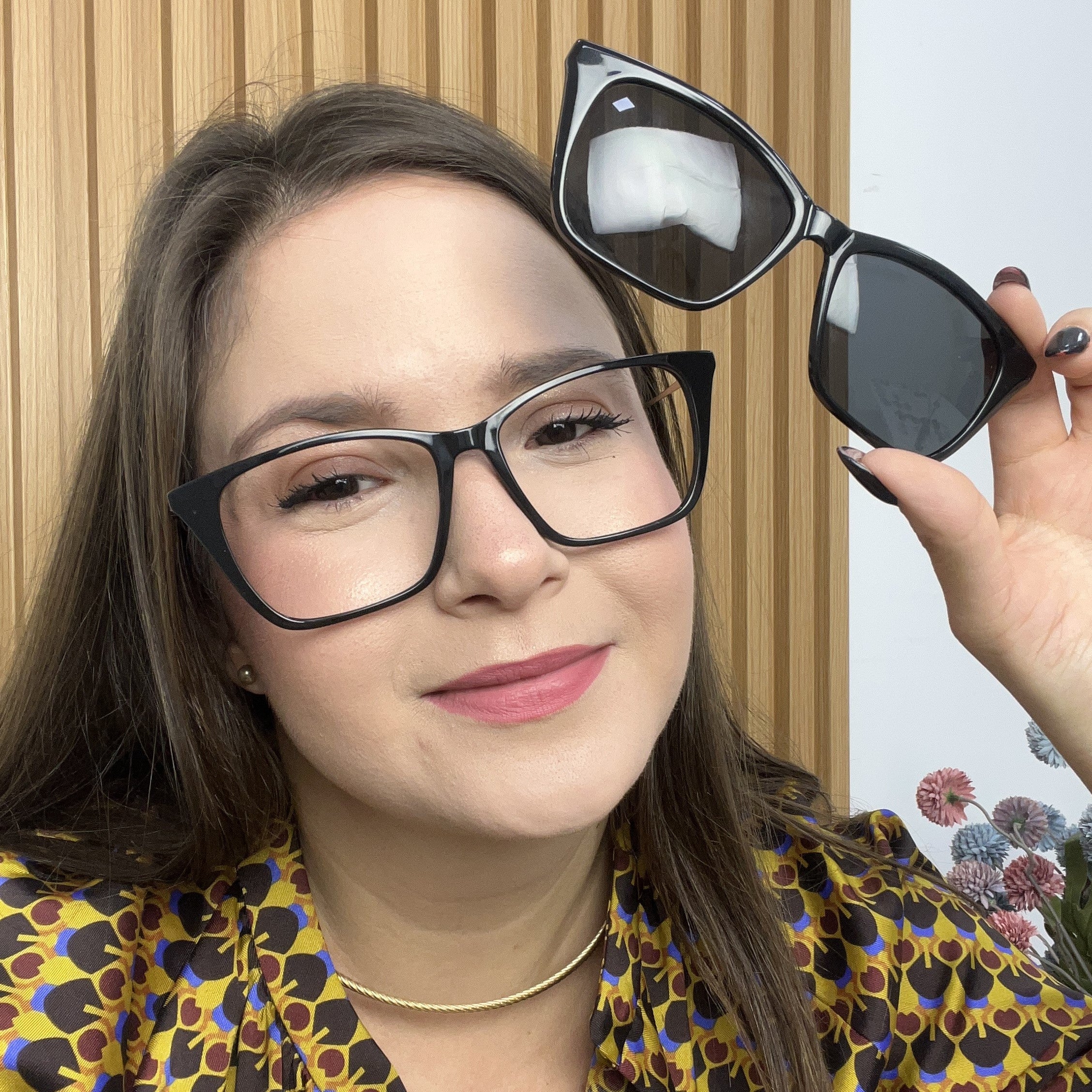 files/oculos_de_grau_kessy_709_preto___rosto.jpg