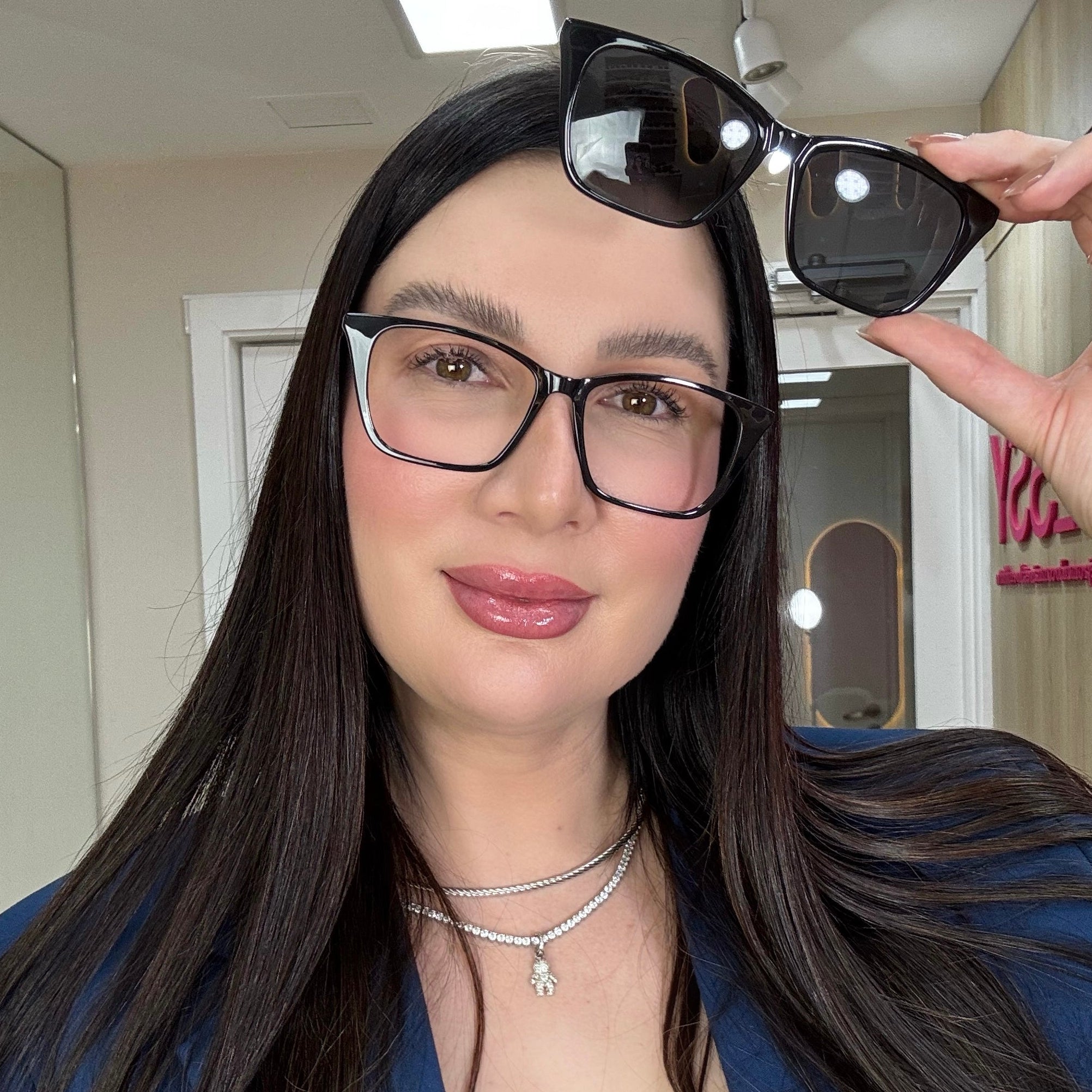 files/oculos_de_grau_kessy_709_preto_c514c329-d6c2-41c4-a854-b0e8f80815ca.jpg