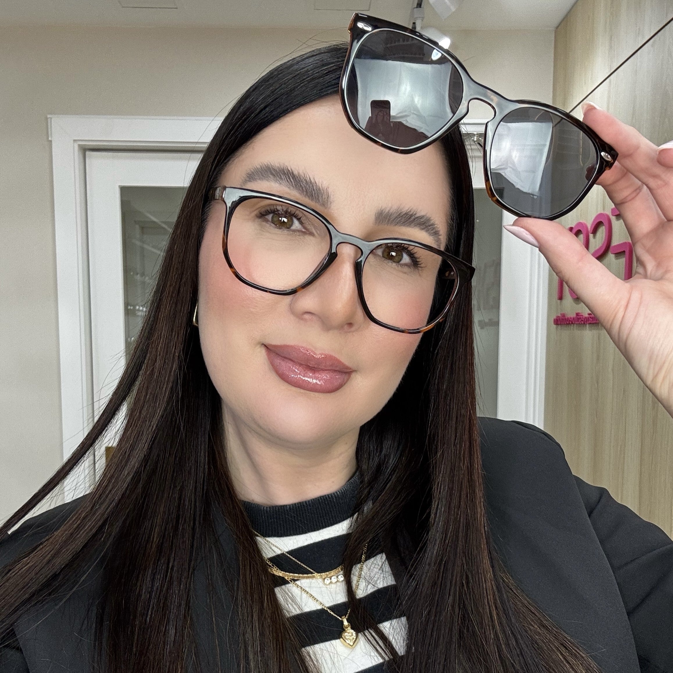 files/oculos_de_grau_kessy_feminino_250_demi.jpg