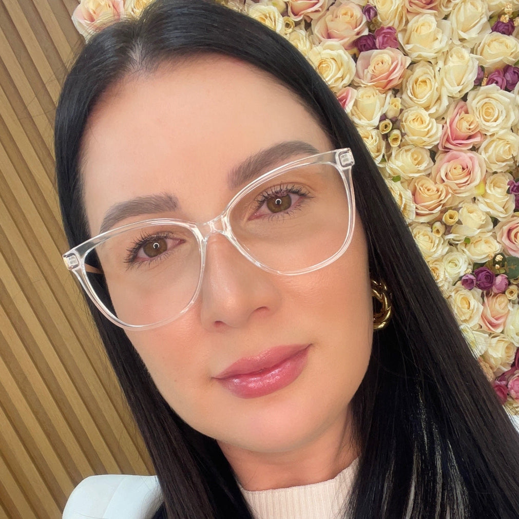 files/987509_oculos-de-grau-kessy-feminino-215-transparente_z9_638188788113367941.jpg