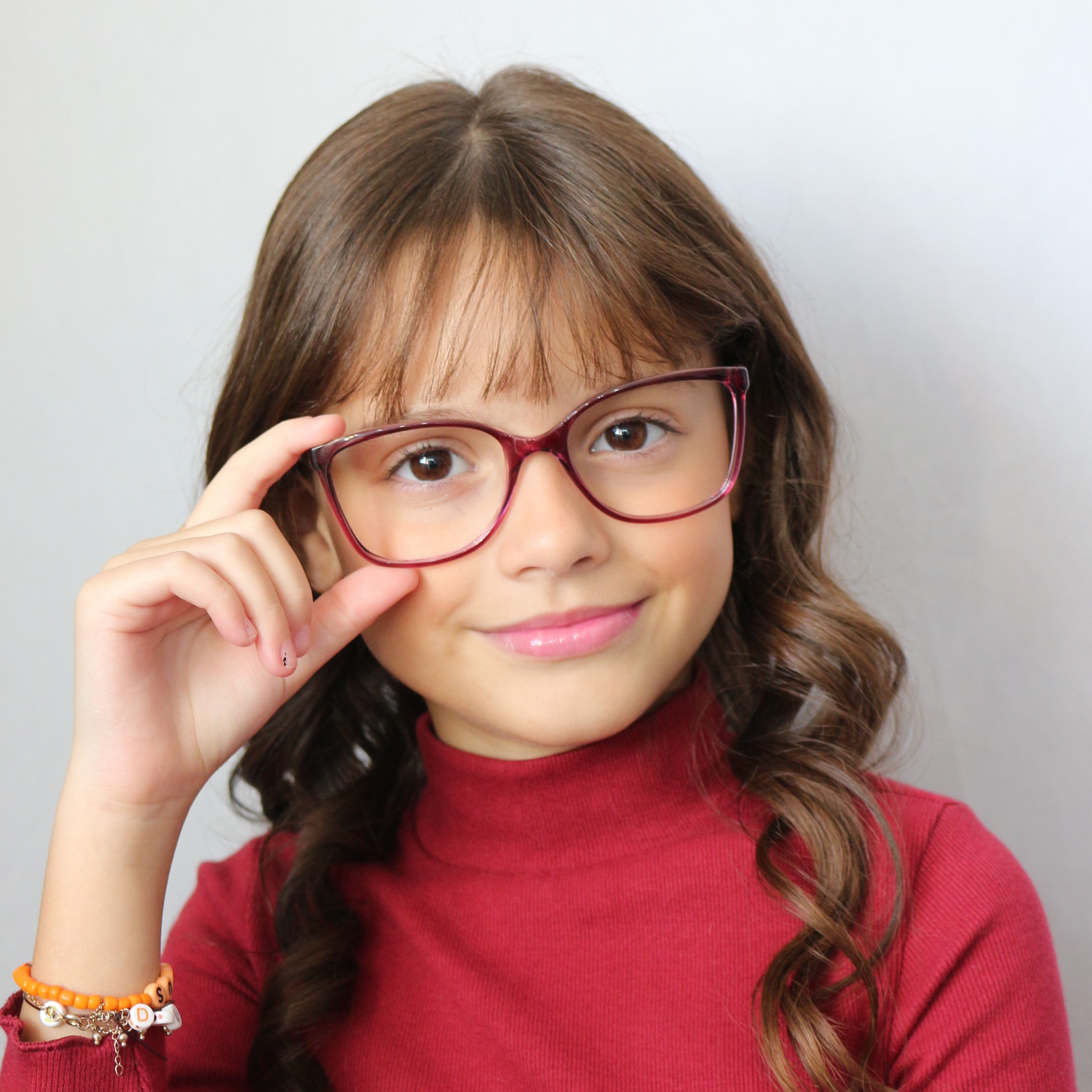 files/Oculos_de_grau_infantil_kesssy_910_vinho_rosto_8d11a238-e732-4fdb-8d5f-46126c261789.jpg