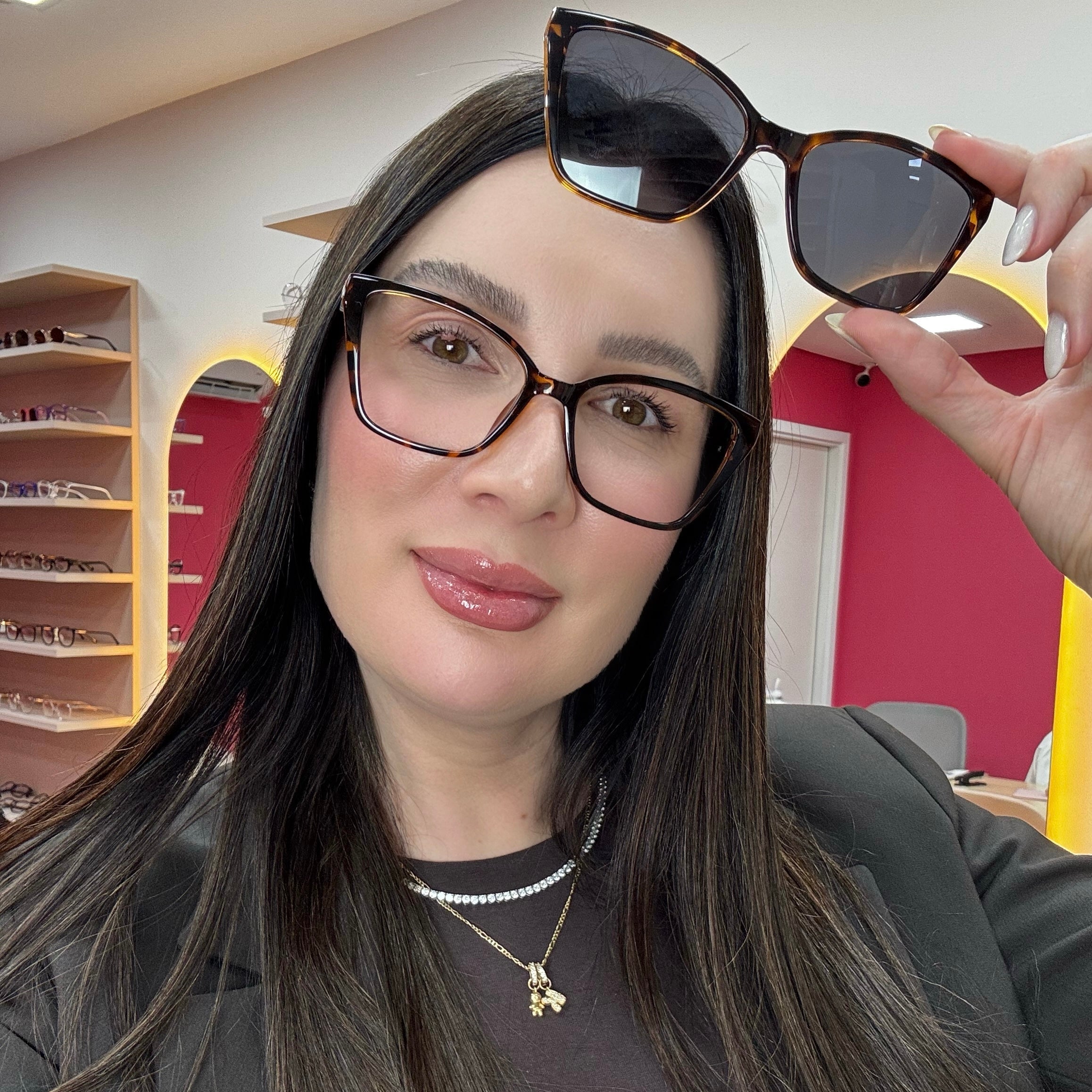 files/oculos_de_grau_Kessy_feminino_287_demi_1.jpg
