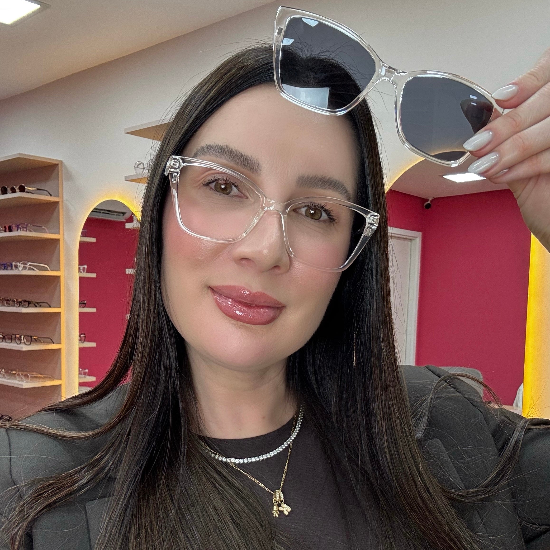 files/oculos_de_grau_Kessy_feminino_287_transparente.jpg