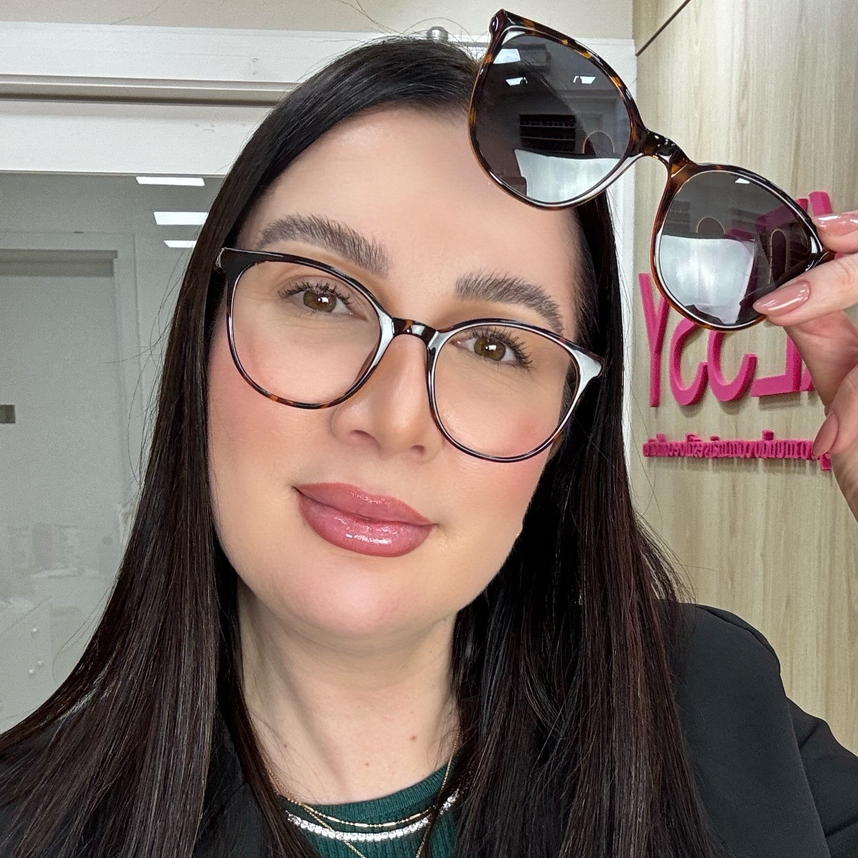 files/oculos_de_grau_feminino_kessy_390_demi.jpg