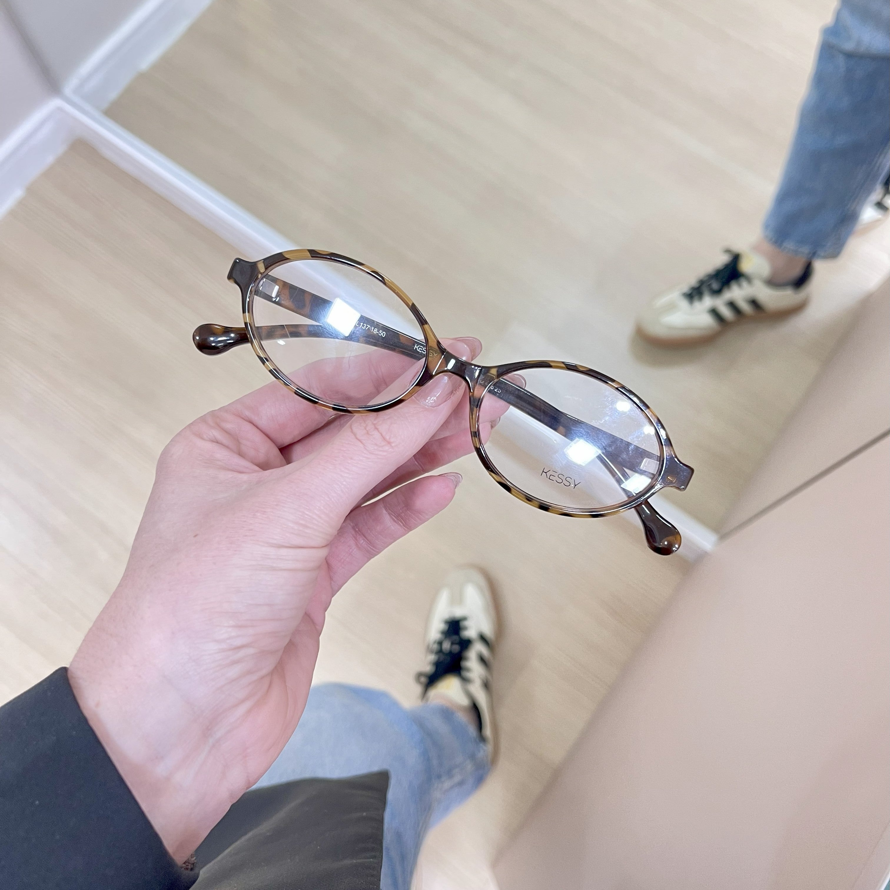 Óculos de Grau Feminino Kessy Oval 706 Demi