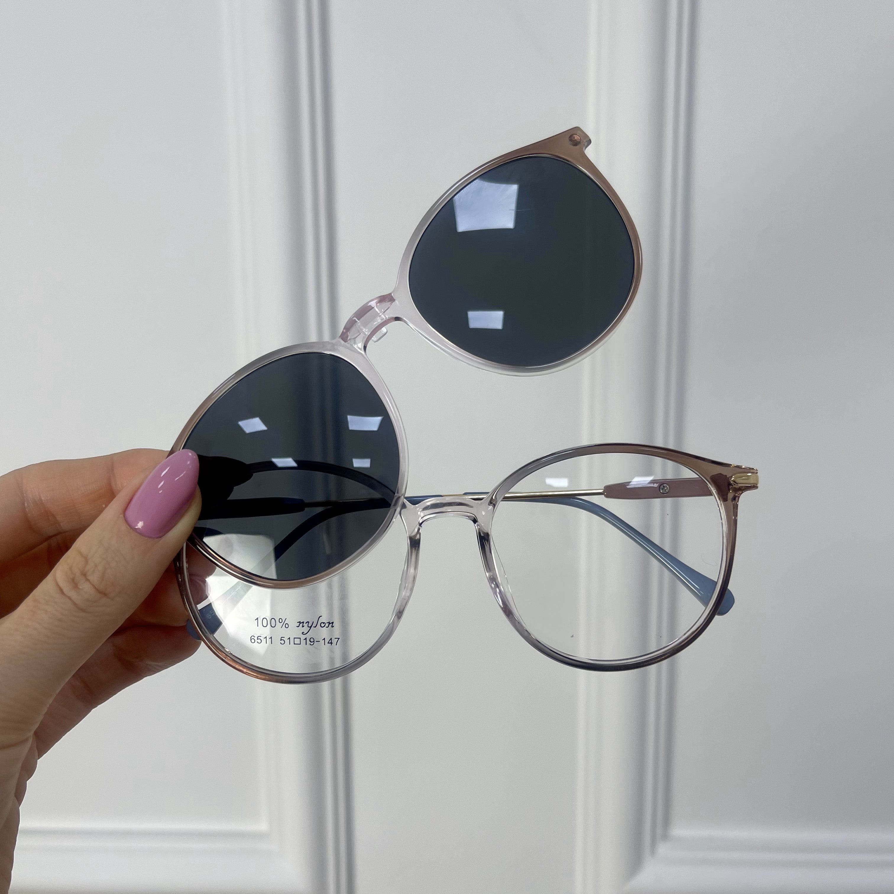 files/oculos_de_grau_feminino_kessy_938_furta_cor.jpg