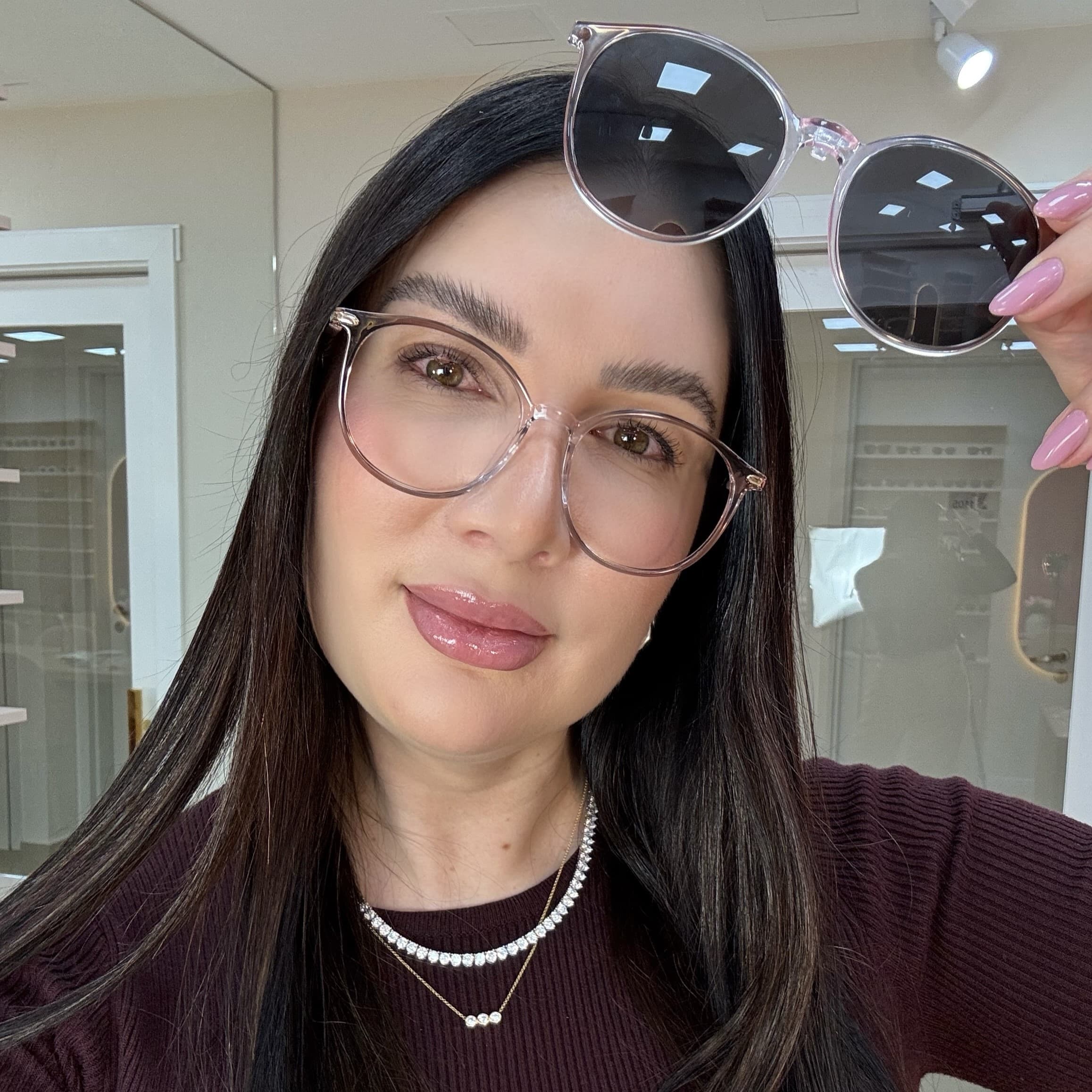 files/oculos_de_grau_feminino_kessy_938_pro_furta_cor_1.jpg