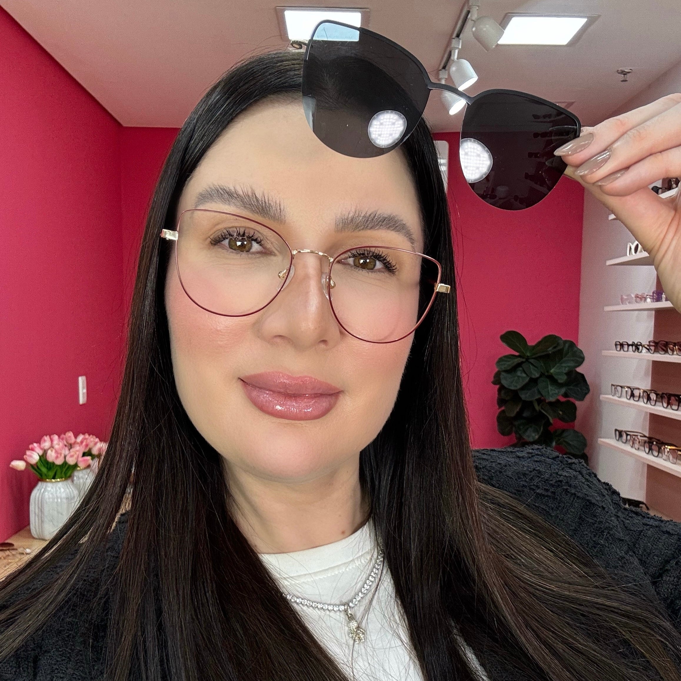 files/oculos_de_grau_kessy_315_clip_on_vinho_a0bdbee0-fe71-49a3-9309-a5caeb00710c.jpg