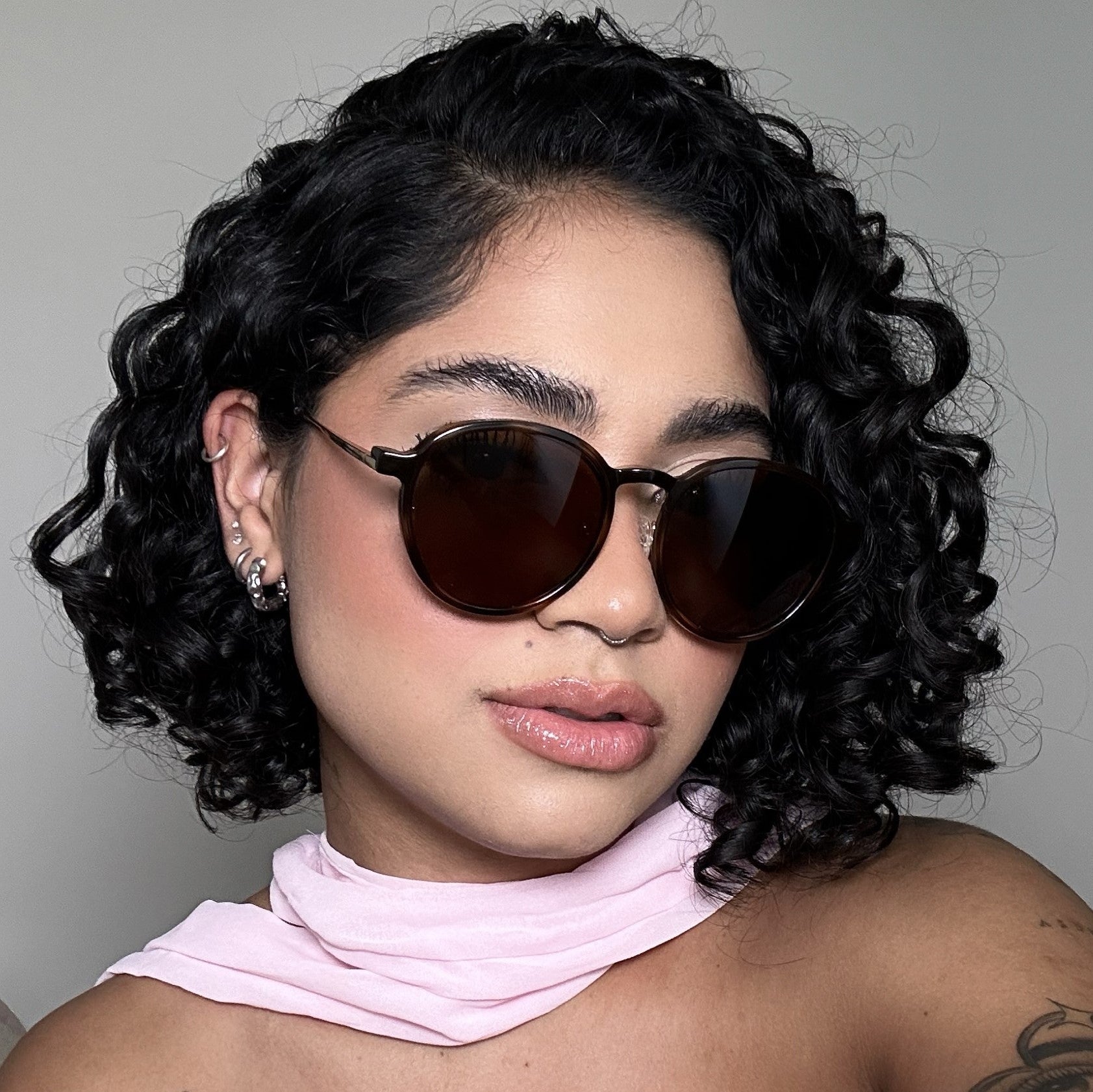 files/oculos_de_grau_kessy_361_dourado_clip_on_solar.jpg