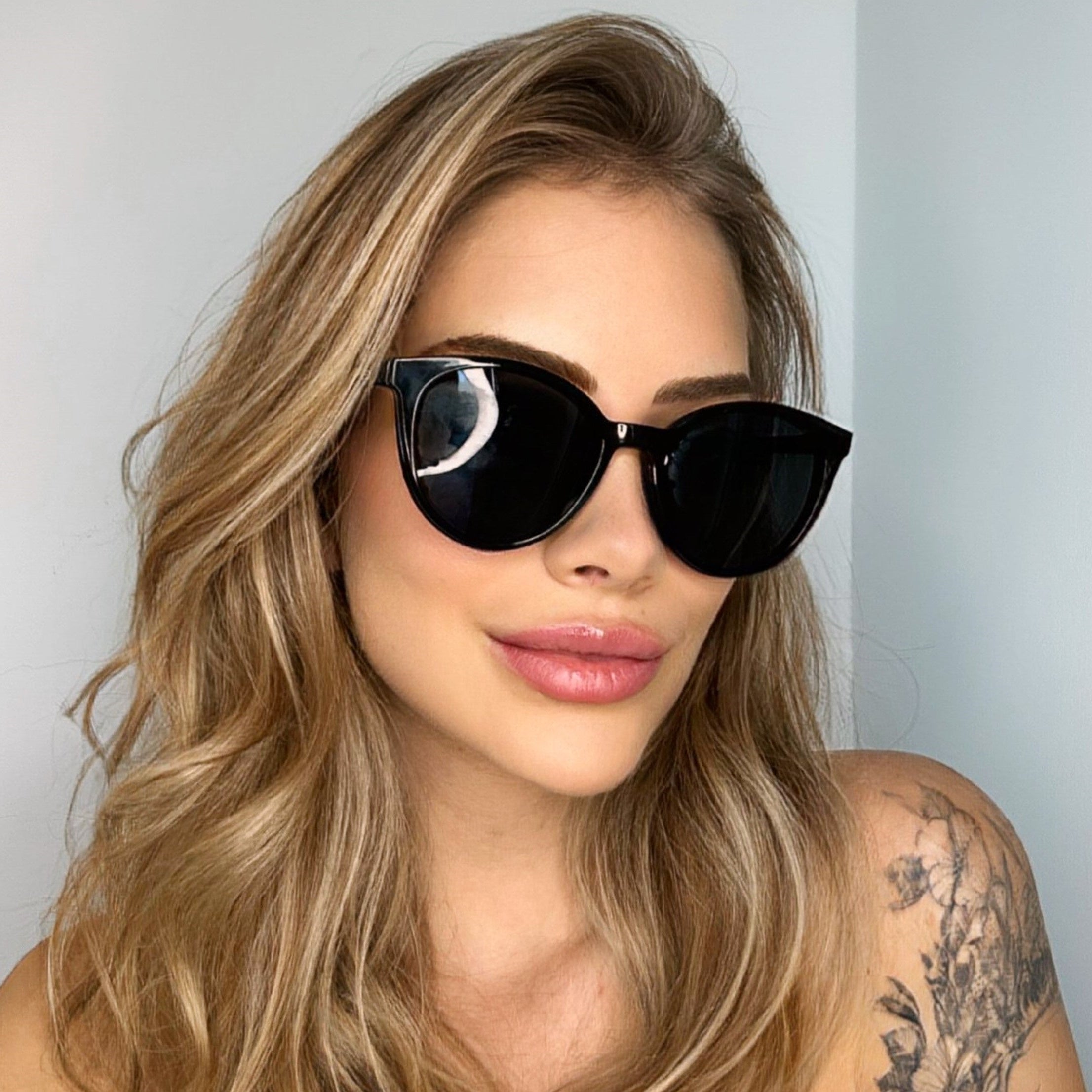 files/oculos_de_grau_kessy_390_preto_73321451-6a4a-44c3-bd48-d1bba286820a.jpg