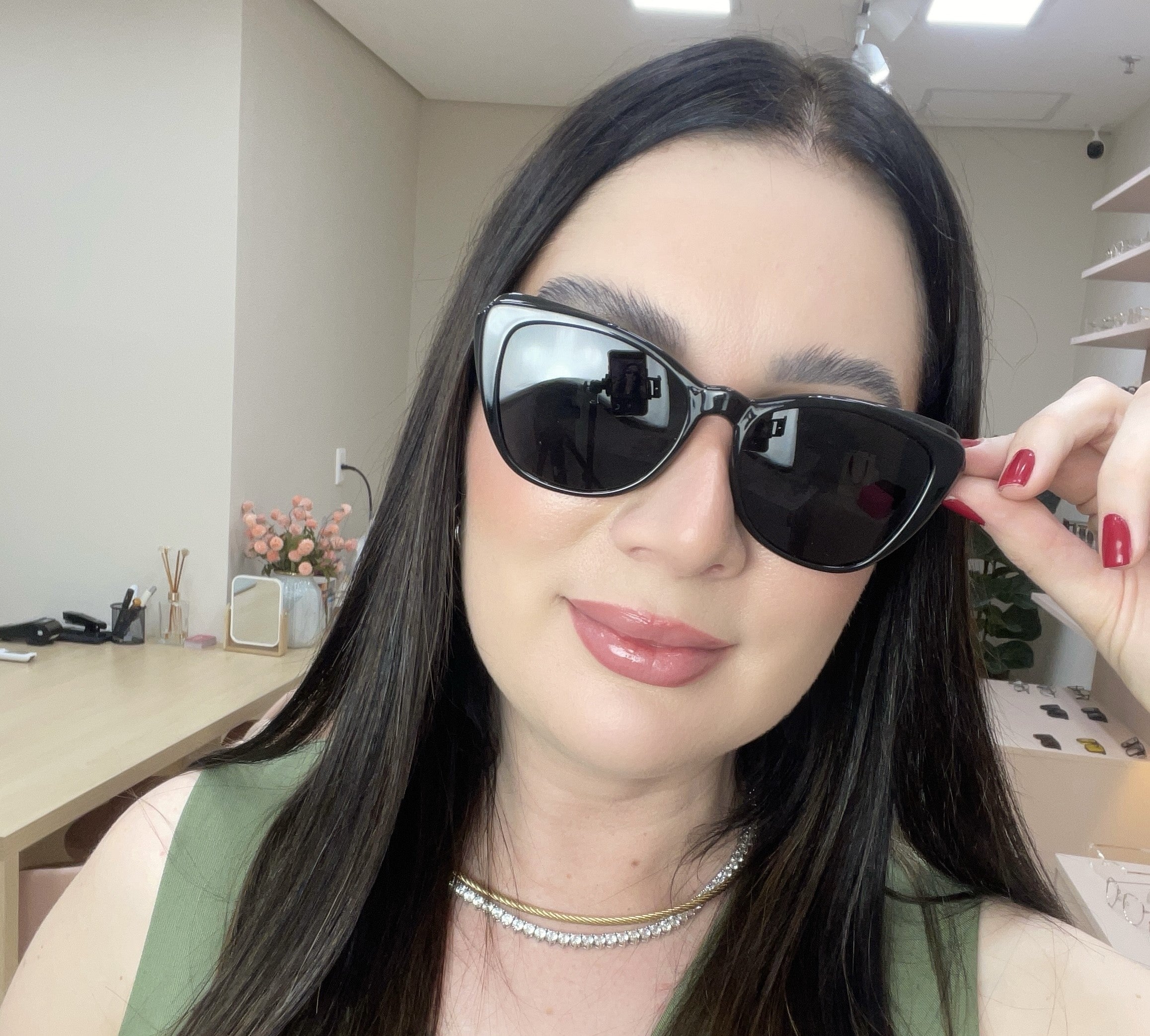 files/oculos_de_grau_kessy_391_preto_rosto_clipon.jpg