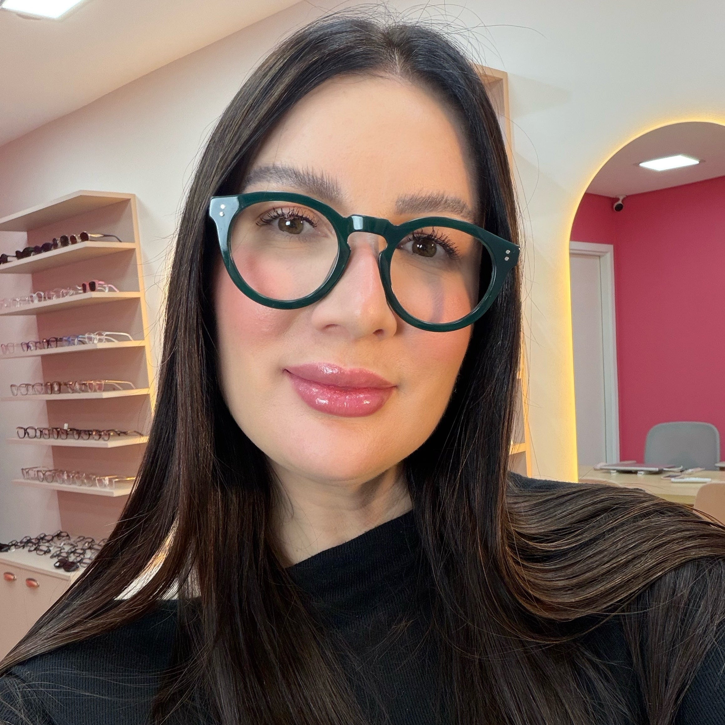 files/oculos_de_grau_kessy_411_verde_rosto.jpg