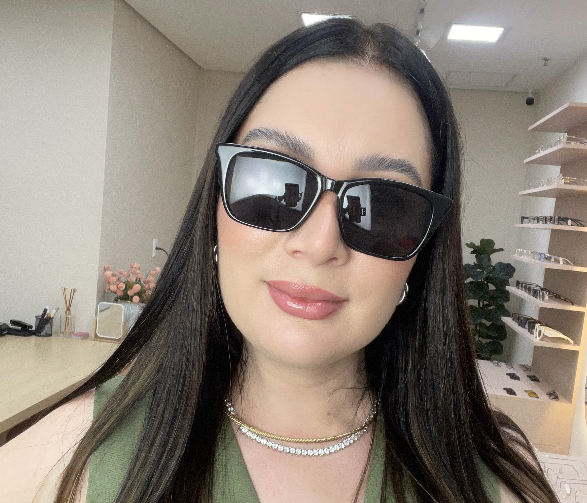 files/oculos_de_grau_kessy_709_preto_rosto_clipon.jpg
