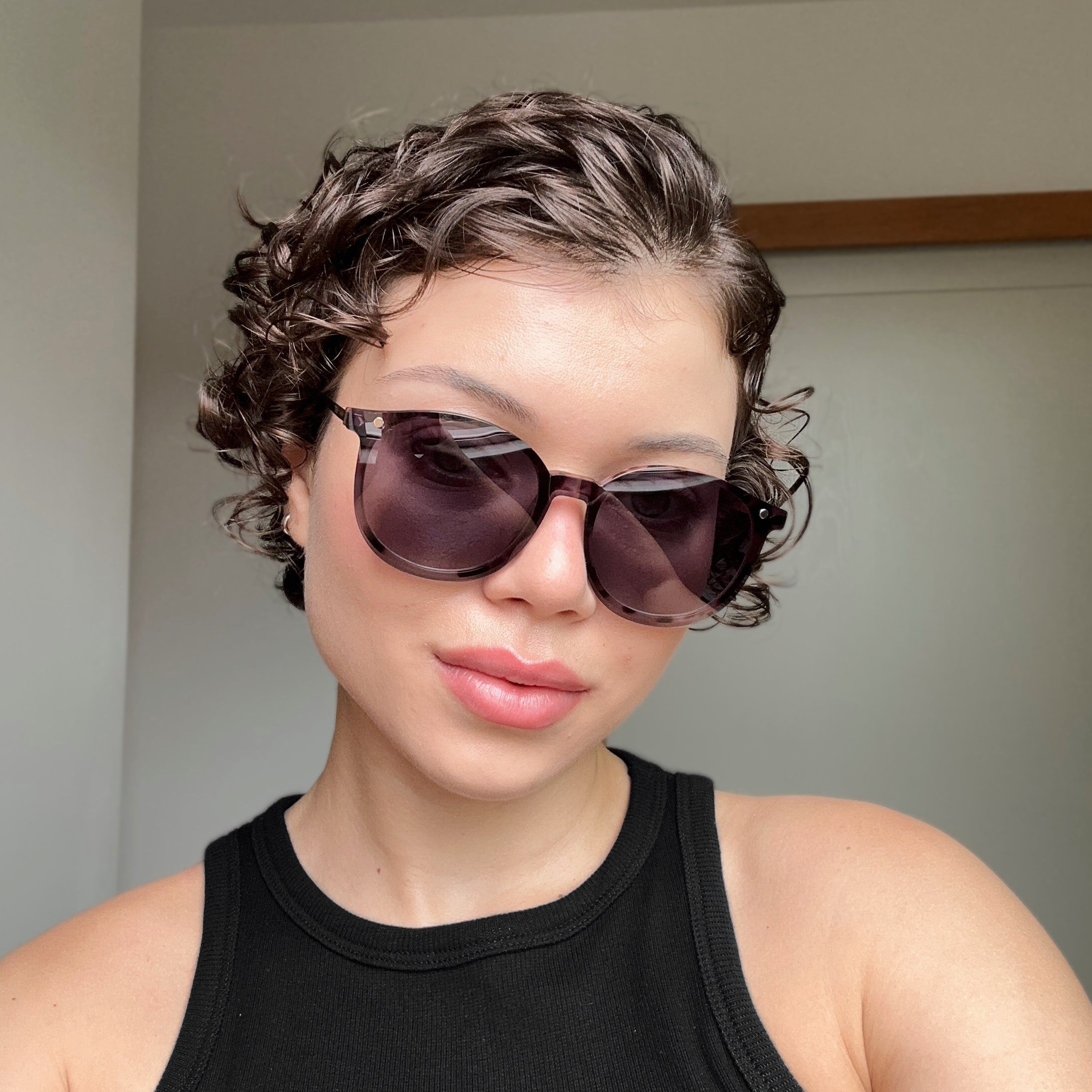 files/oculos_de_grau_kessy_940_demi_rosto_clip.jpg