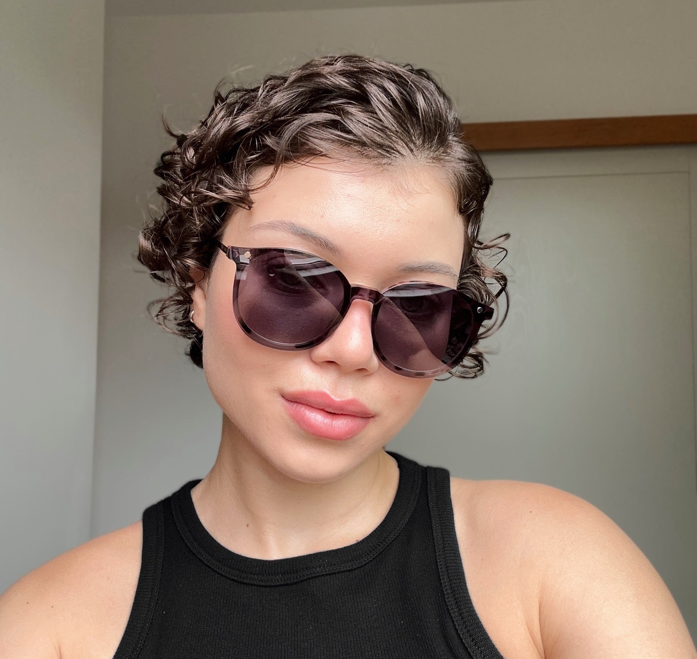 files/oculos_de_grau_kessy_940_demi_rosto_clip.jpg