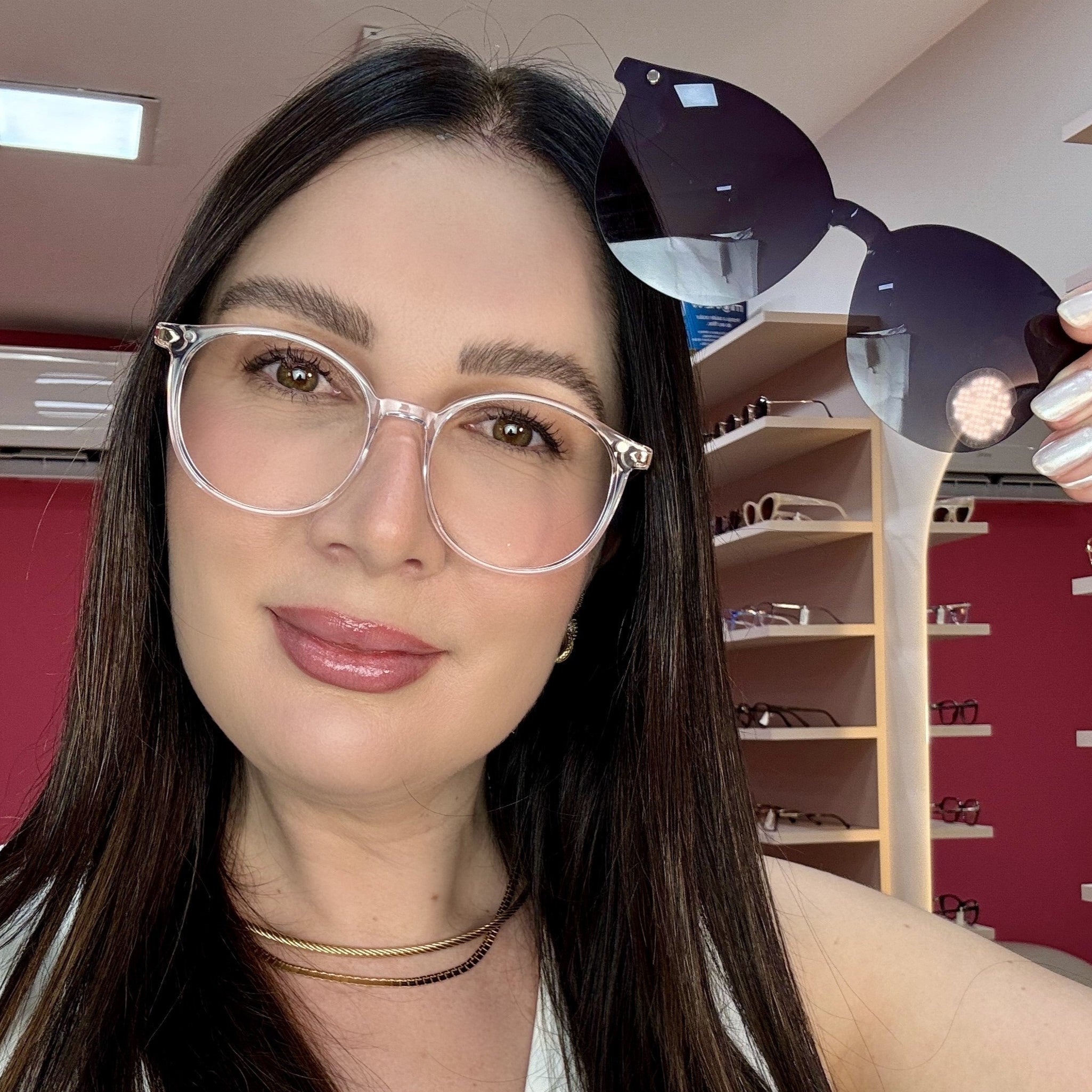 files/oculos_de_grau_kessy_940_trasparente_rosto.jpg