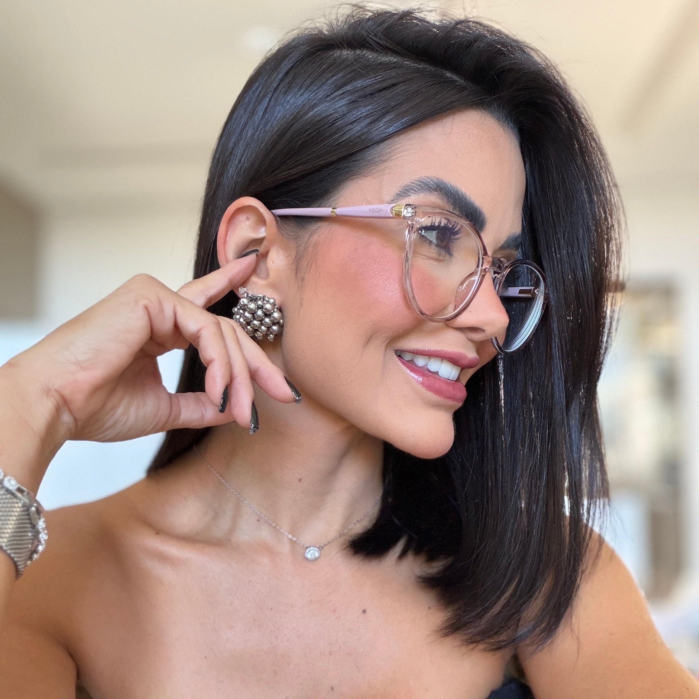 files/oculos_de_grau_kessy_feminino_136_transparente_rosa_joyce_4.jpg