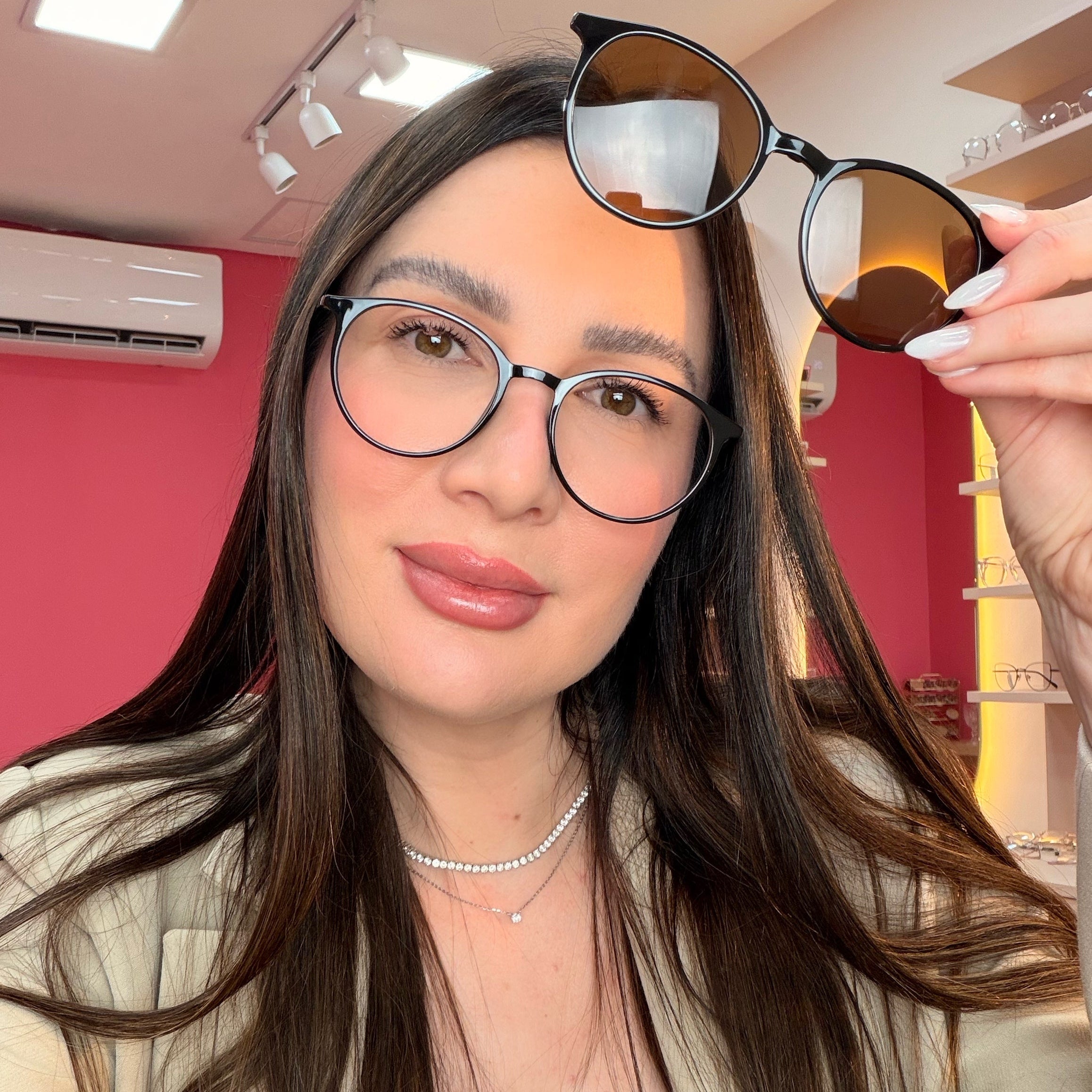 files/oculos_de_grau_kessy_feminino_193_preto_novo.jpg