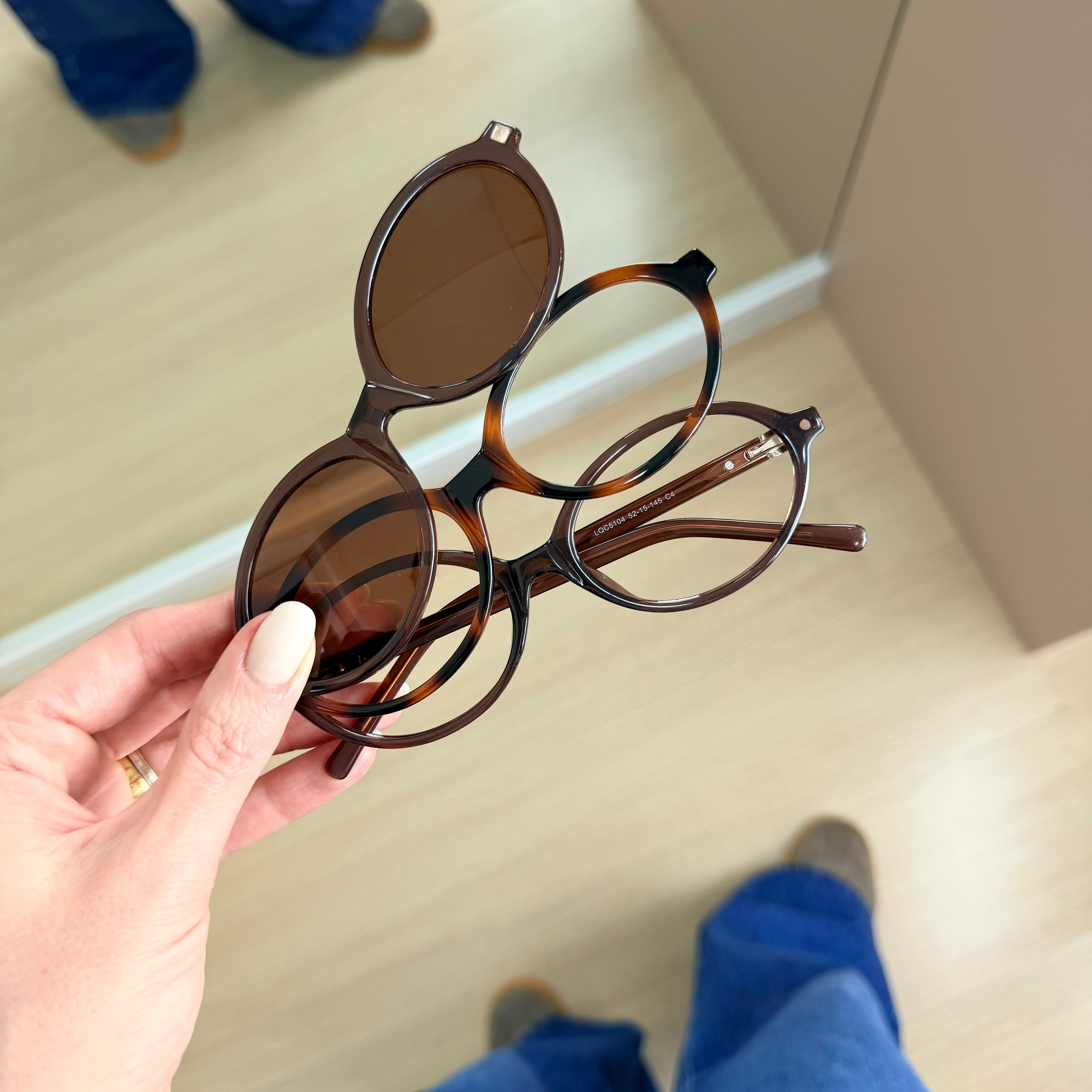 files/oculos_de_grau_kessy_feminino_342_marrom.heic