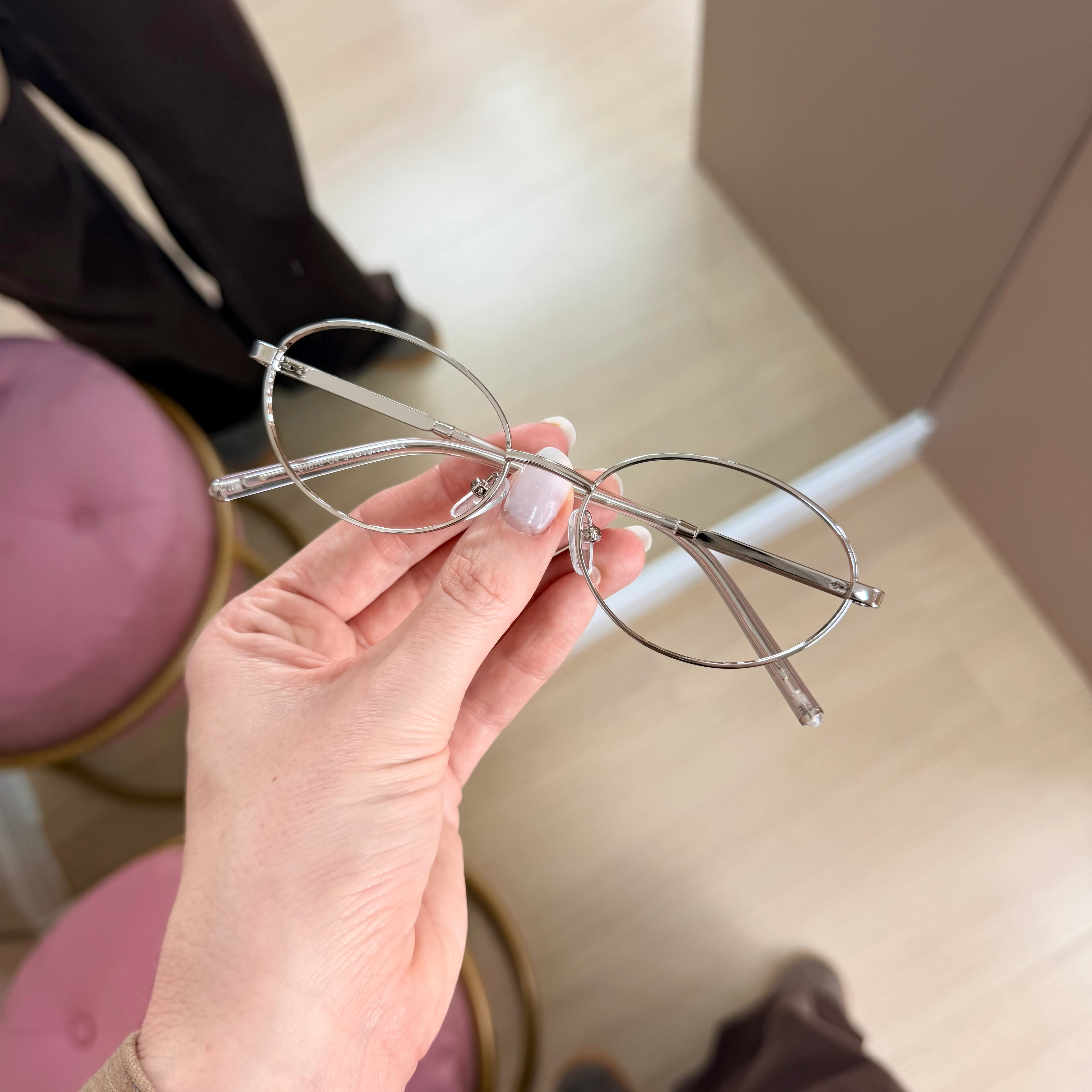 files/oculos_de_grau_kessy_feminino_348_prata.heic