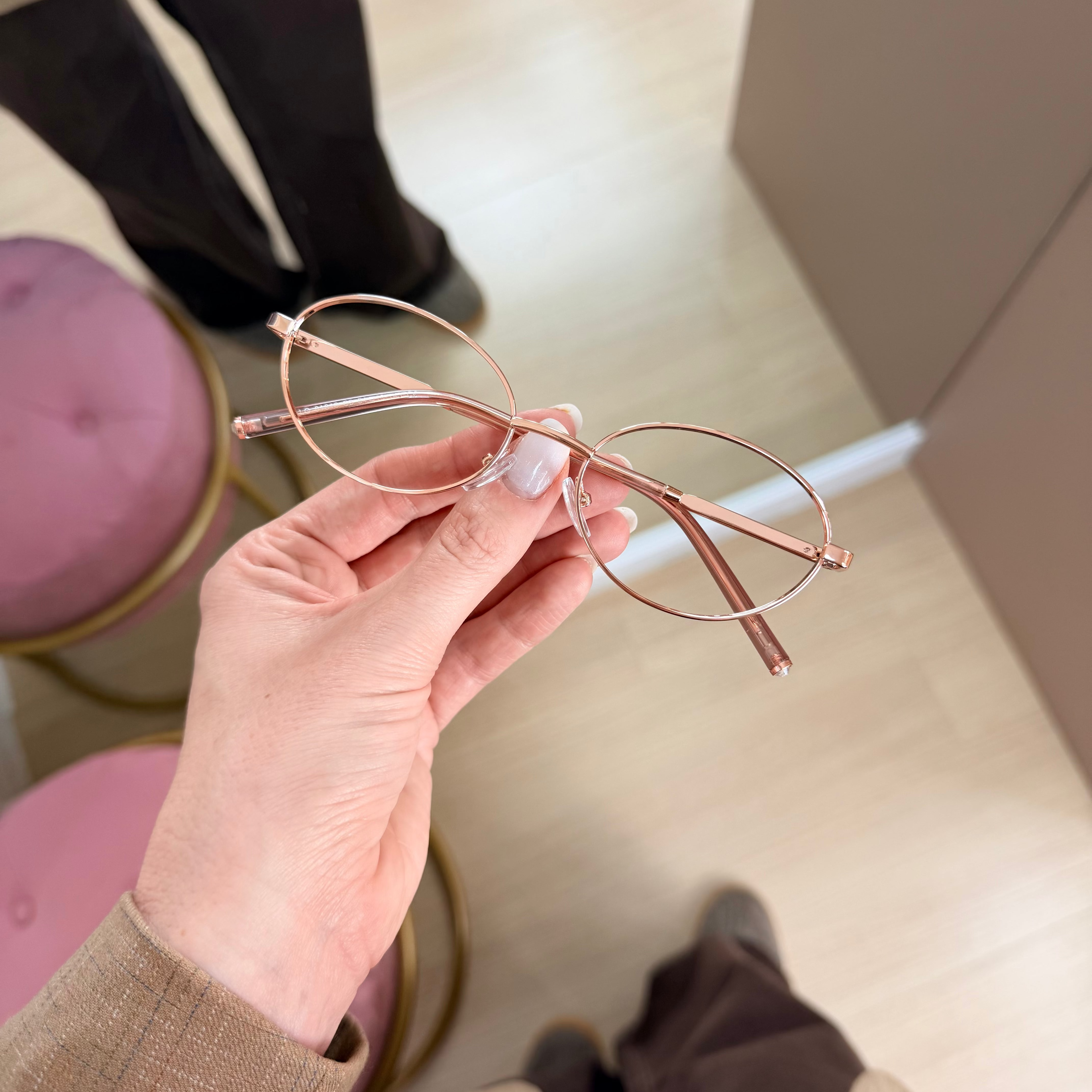 files/oculos_de_grau_kessy_feminino_348_rose.heic