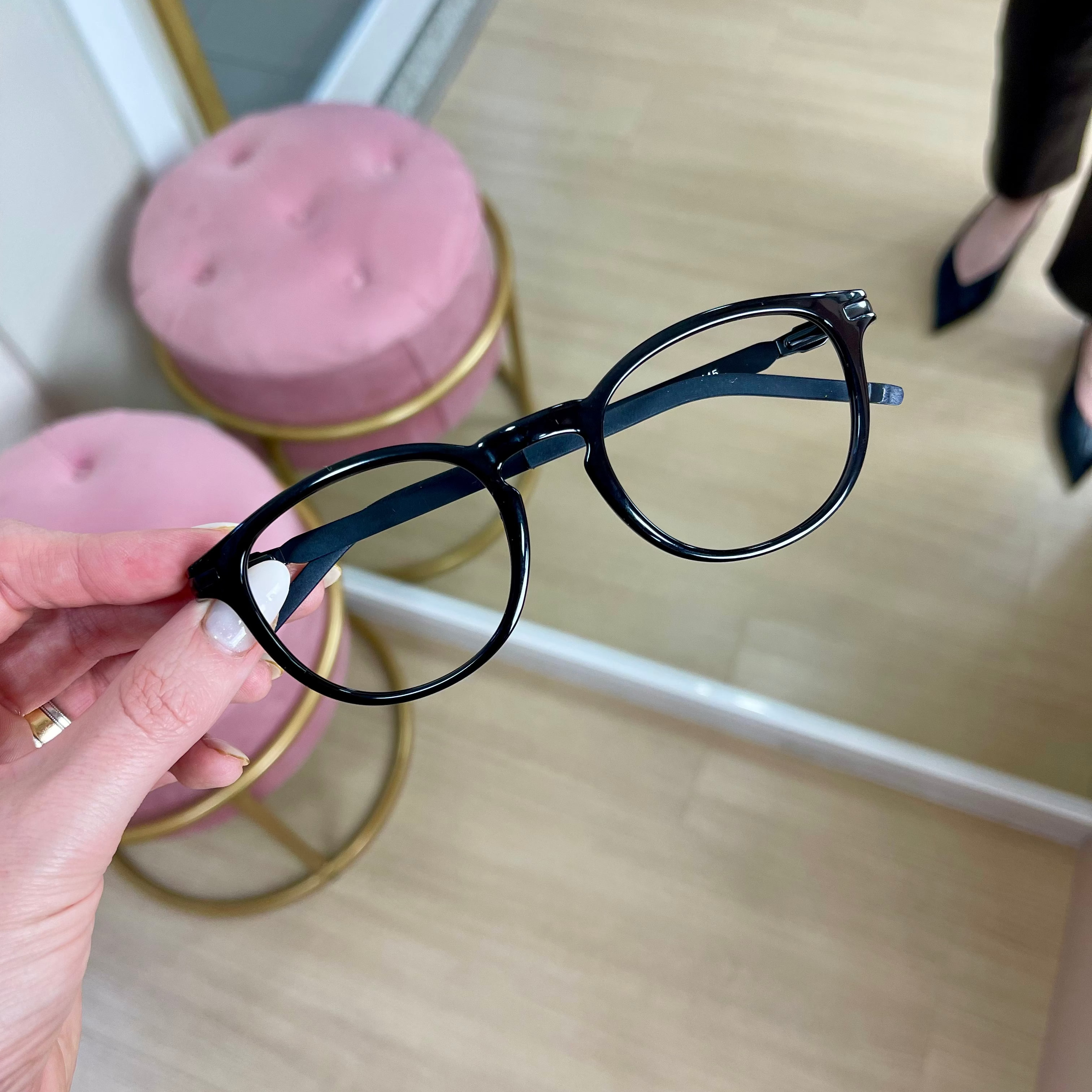 files/oculos_de_grau_kessy_masculino_339_preto_1.heic